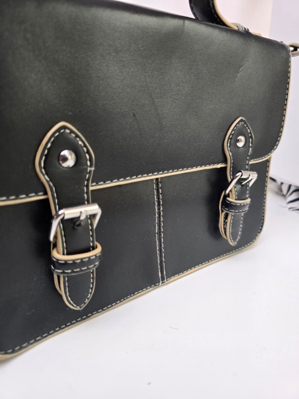 TOPSHOP Black Leather Satchel Bag – Adjustable Strap & Buckle Detail - Picture 16 of 17